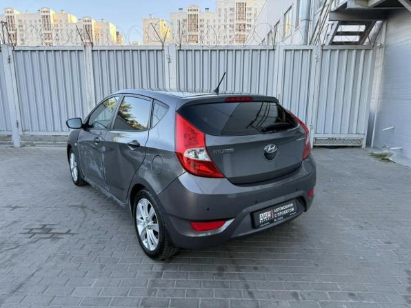 Hyundai Solaris I с пробегом 2013 года, цена 459 000 рублей, 276942 км, хэтчбек, Автокод Объявления