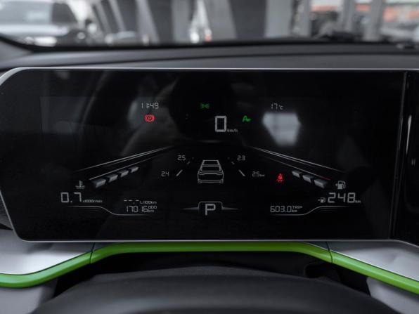 Geely Coolray I Рестайлинг с пробегом 2024 года, цена 2 180 000 рублей, 17001 км, внедорожник, Автокод Объявления