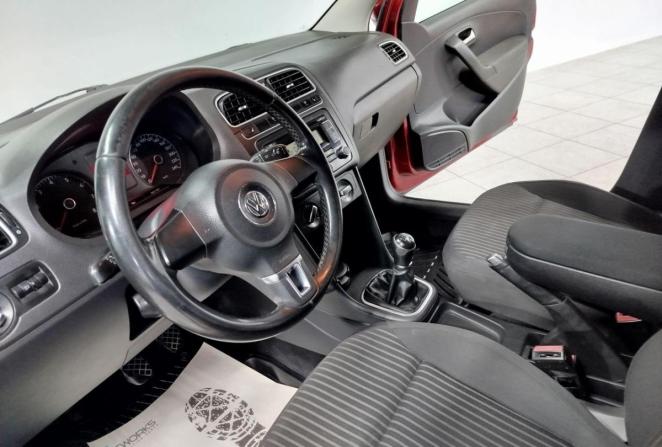 Volkswagen Polo V с пробегом 2012 года, цена 620 000 рублей, 279770 км, седан, Автокод Объявления