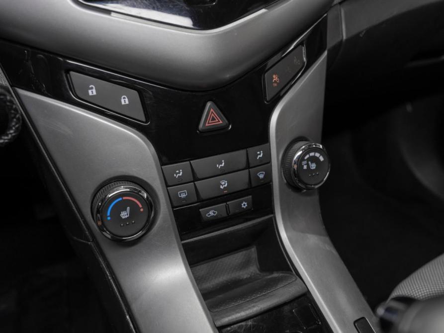 Chevrolet Cruze I Рестайлинг Москва  - изображение 14