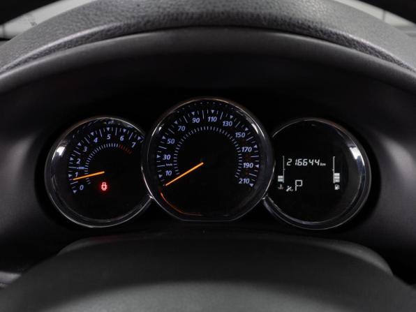 Renault Logan II Рестайлинг с пробегом 2022 года, цена 1 169 000 рублей, 216643 км, седан, Автокод Объявления