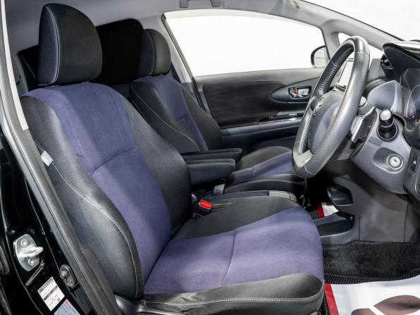 Toyota Wish II с пробегом 2012 года, цена 1 420 000 рублей, 158359 км, минивэн, Автокод Объявления