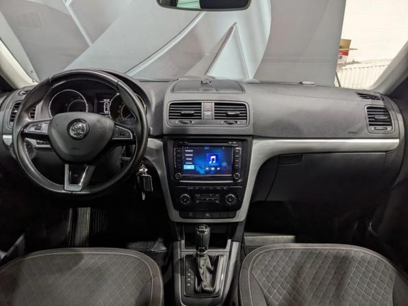 Skoda Yeti I Рестайлинг с пробегом 2016 года, цена 1 475 000 рублей, 187586 км, внедорожник, Автокод Объявления
