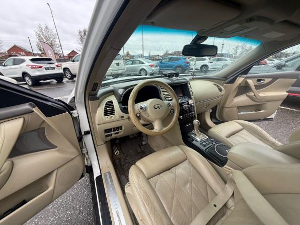 Infiniti QX70 с пробегом 2013 года, цена 1 899 000 рублей, 229512 км, внедорожник, Автокод Объявления