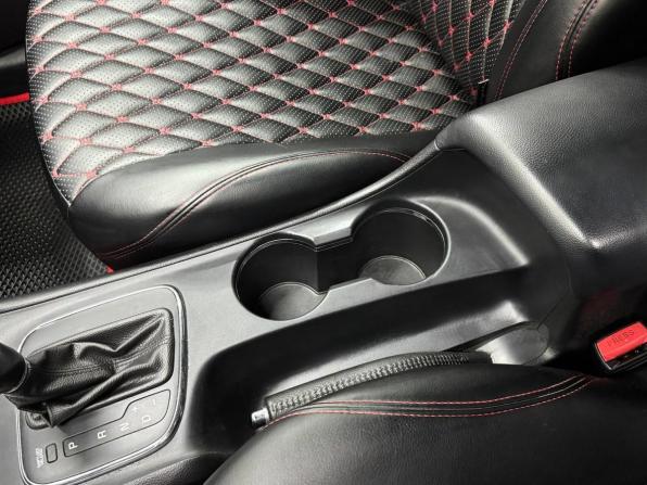 Kia Ceed II Рестайлинг с пробегом 2018 года, цена 1 339 900 рублей, 124500 км, универсал, Автокод Объявления