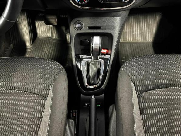 Renault Kaptur I с пробегом 2017 года, цена 1 105 000 рублей, 168114 км, внедорожник, Автокод Объявления