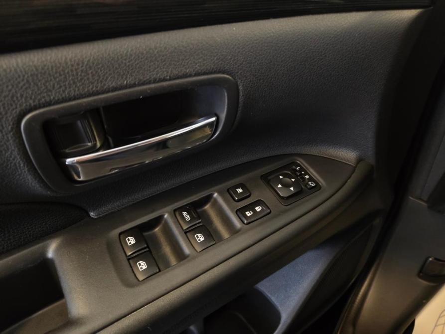 Mitsubishi Outlander III Рестайлинг 2 Санкт-Петербург  - изображение 6