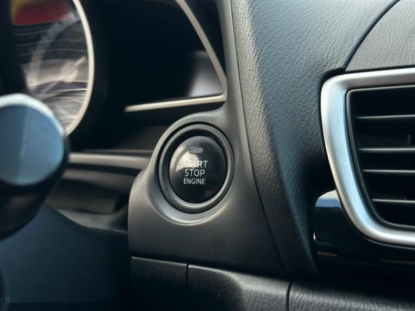 Mazda 3 III (BM) с пробегом 2013 года, цена 999 000 рублей, 256795 км, седан, Автокод Объявления