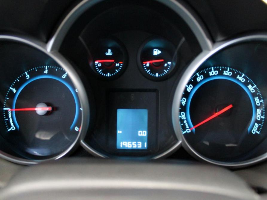 Chevrolet Cruze I Рестайлинг Таганрог  - изображение 14