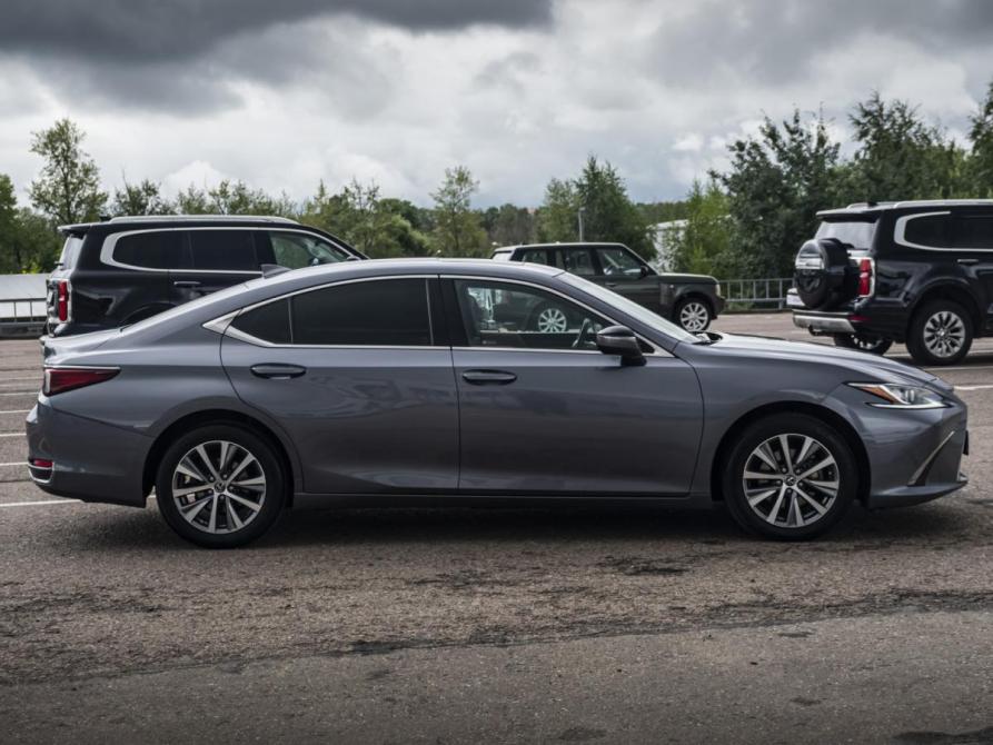 Lexus ES VII Москва  - изображение 5