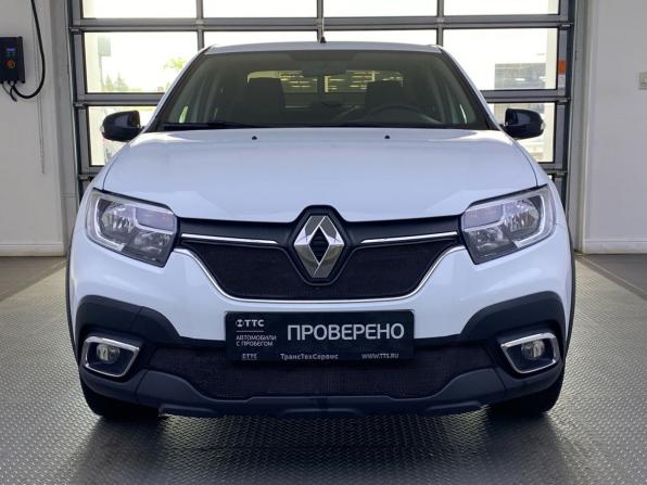 Renault Logan II Рестайлинг с пробегом 2018 года, цена 1 199 000 рублей, 111750 км, седан, Автокод Объявления