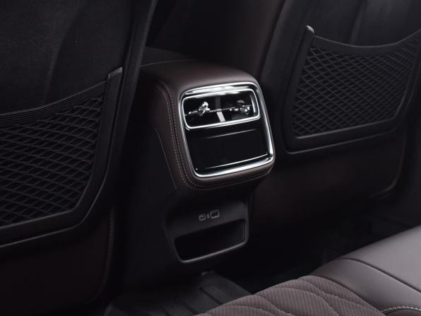 Geely Monjaro I Рестайлинг 2 с пробегом 2026 года, цена 4 199 995 рублей, 389 км, внедорожник, Автокод Объявления