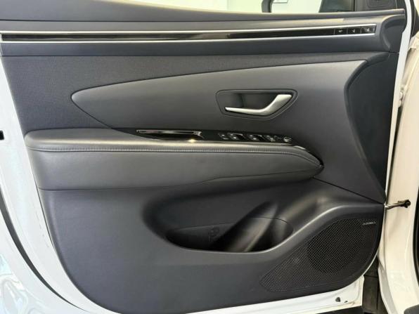 Hyundai Tucson IV с пробегом 2021 года, цена 3 400 000 рублей, 52627 км, внедорожник, Автокод Объявления