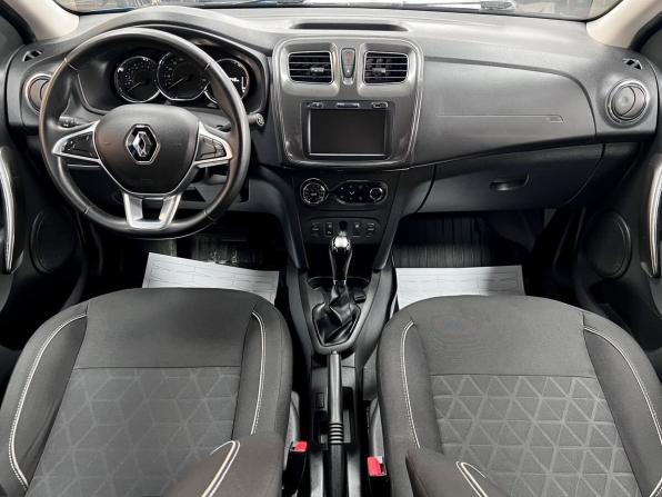 Renault Logan II Рестайлинг с пробегом 2019 года, цена 1 095 000 рублей, 122948 км, седан, Автокод Объявления
