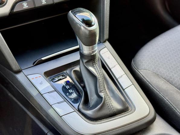 Hyundai Elantra VI (AD) с пробегом 2017 года, цена 1 337 000 рублей, 133001 км, седан, Автокод Объявления