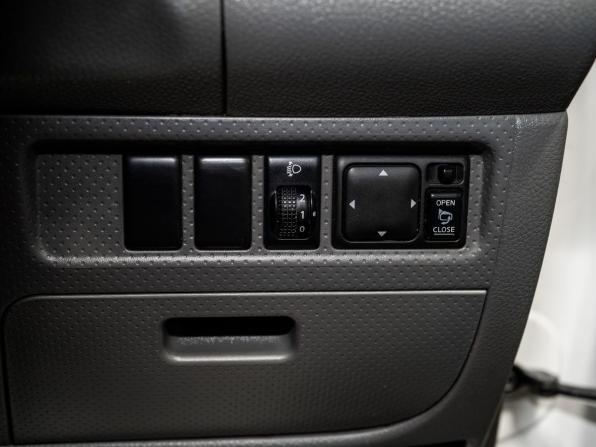 Nissan AD III с пробегом 2008 года, цена 630 000 рублей, 170300 км, универсал, Автокод Объявления
