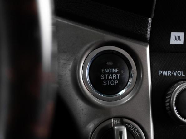 Toyota Land Cruiser 200 Series с пробегом 2011 года, цена 3 609 000 рублей, 319991 км, внедорожник, Автокод Объявления