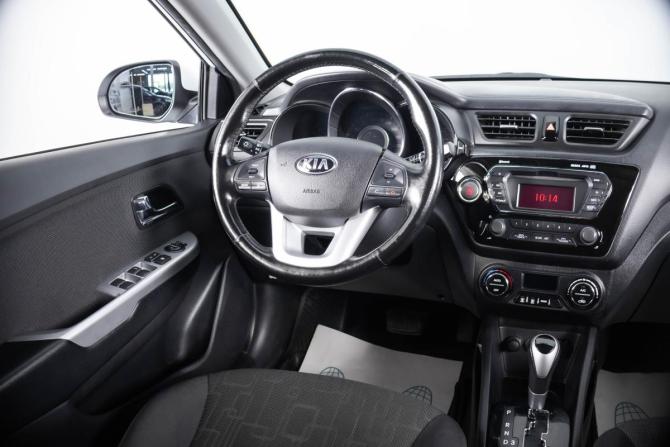 Kia Rio III с пробегом 2013 года, цена 999 000 рублей, 135000 км, хэтчбек, Автокод Объявления