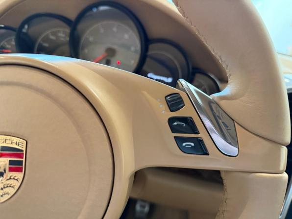 Porsche Cayenne II (958) с пробегом 2011 года, цена 2 340 000 рублей, 189000 км, внедорожник, Автокод Объявления