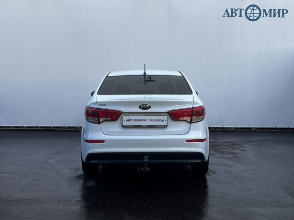 Kia Rio III Рестайлинг с пробегом 2016 года, цена 931 000 рублей, 185002 км, седан, Автокод Объявления