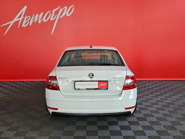Skoda Octavia III (A7) Рестайлинг с пробегом 2020 года, цена 1 649 000 рублей, 160995 км, лифтбек, Автокод Объявления