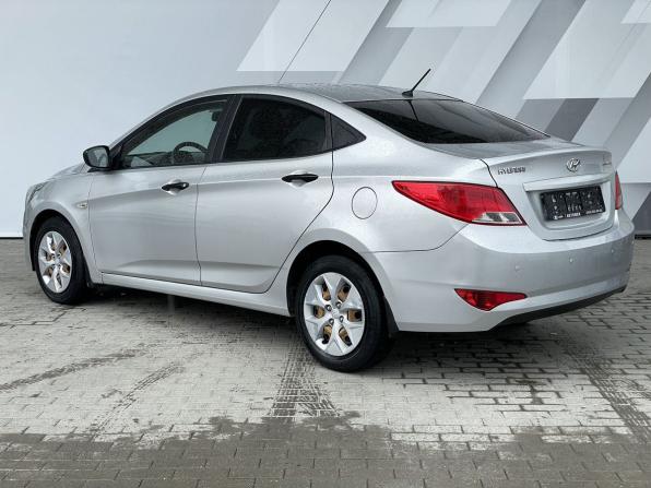 Hyundai Solaris I с пробегом 2014 года, цена 818 000 рублей, 106189 км, седан, Автокод Объявления