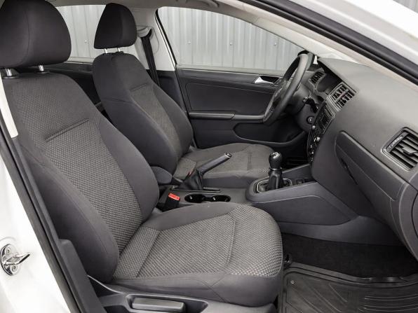 Volkswagen Jetta VI Рестайлинг с пробегом 2014 года, цена 1 017 000 рублей, 159934 км, седан, Автокод Объявления
