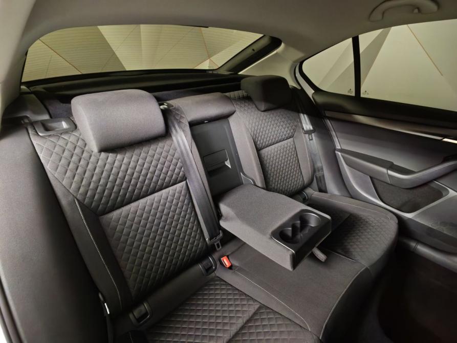 Skoda Octavia III (A7) Рестайлинг Москва  - изображение 16