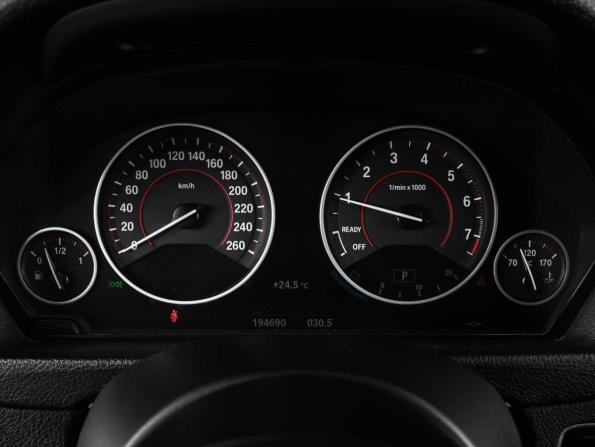 BMW 3 серии VI (F3x) Рестайлинг с пробегом 2015 года, цена 2 399 000 рублей, 194690 км, седан, Автокод Объявления