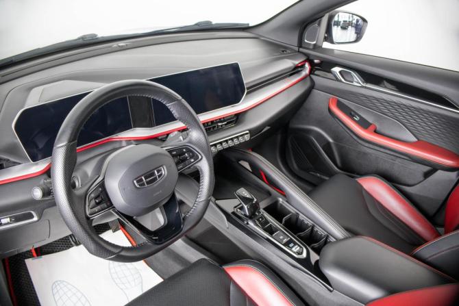 Geely Coolray I Рестайлинг с пробегом 2023 года, цена 1 999 000 рублей, 60259 км, внедорожник, Автокод Объявления