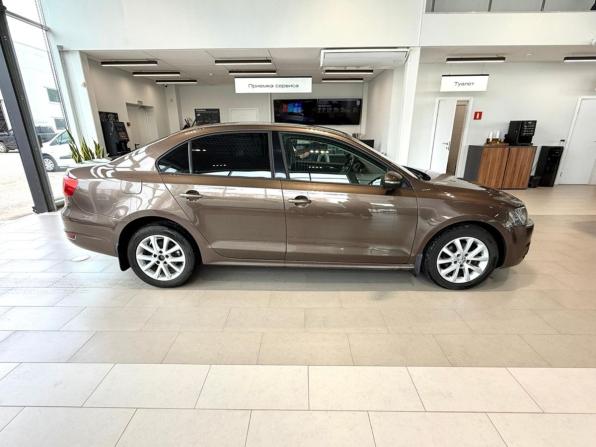 Volkswagen Jetta VI с пробегом 2011 года, цена 670 800 рублей, 229914 км, седан, Автокод Объявления