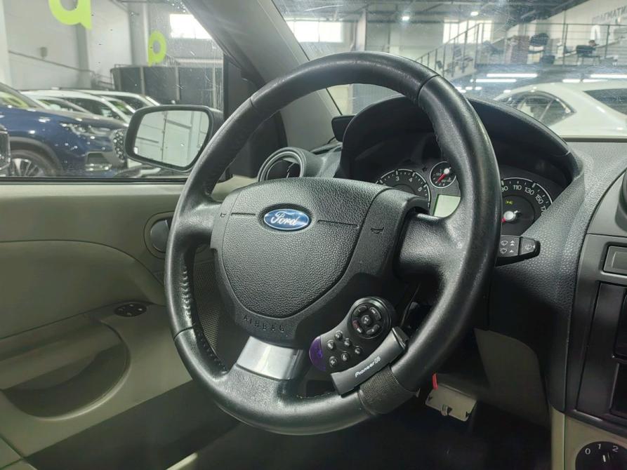 Ford Fiesta Mk5 Санкт-Петербург  - изображение 8