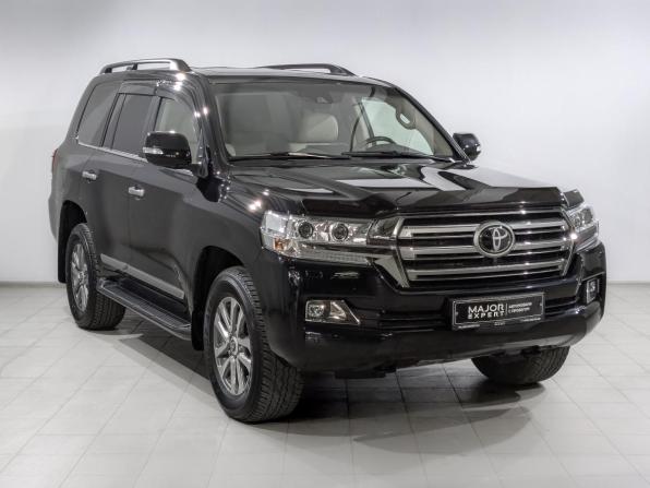 Toyota Land Cruiser 200 Series Рестайлинг 2 с пробегом 2018 года, цена 8 950 000 рублей, 15980 км, внедорожник, Автокод Объявления