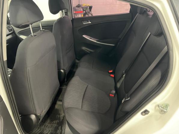 Hyundai Solaris I с пробегом 2013 года, цена 750 000 рублей, 166000 км, седан, Автокод Объявления