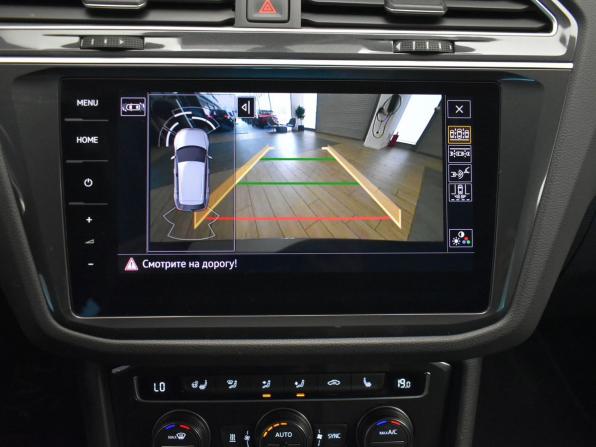 Volkswagen Tiguan II с пробегом 2018 года, цена 2 649 000 рублей, 143147 км, внедорожник, Автокод Объявления