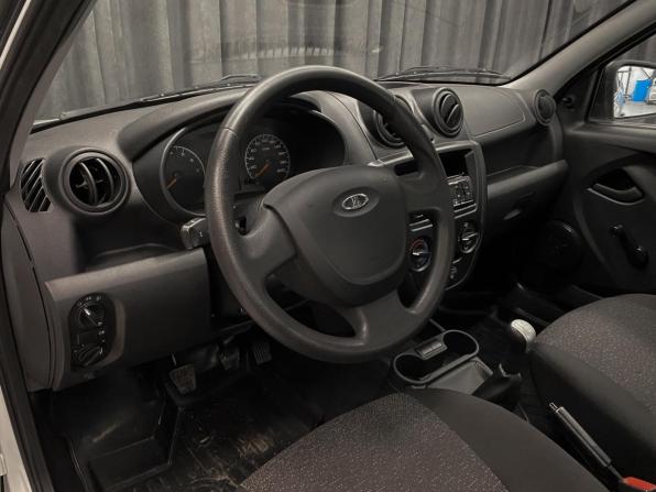 Lada (ВАЗ) Granta I с пробегом 2018 года, цена 659 000 рублей, 29900 км, седан, Автокод Объявления