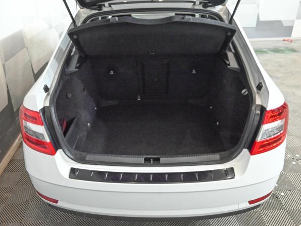 Skoda Octavia III (A7) Рестайлинг с пробегом 2017 года, цена 1 900 000 рублей, 129678 км, лифтбек, Автокод Объявления