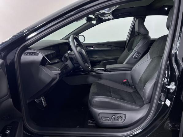 Toyota Camry IX (XV80) China Market с пробегом 2025 года, цена 4 225 000 рублей, 30 км, седан, Автокод Объявления