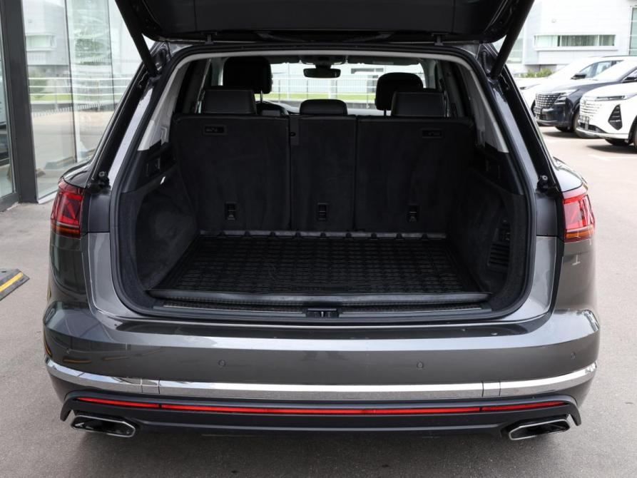 Volkswagen Touareg III Москва  - изображение 11