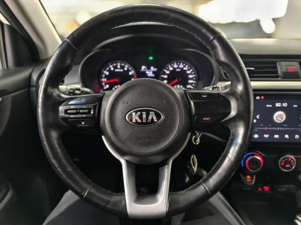 Kia Rio IV с пробегом 2018 года, цена 1 382 000 рублей, 98860 км, седан, Автокод Объявления