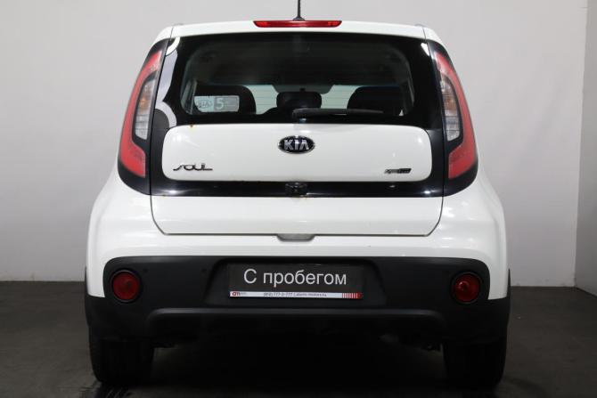 Kia Soul II Рестайлинг с пробегом 2018 года, цена 1 299 000 рублей, 197000 км, хэтчбек, Автокод Объявления
