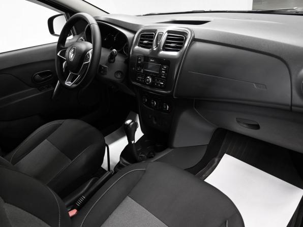 Renault Sandero II Рестайлинг с пробегом 2019 года, цена 1 165 000 рублей, 67670 км, хэтчбек, Автокод Объявления