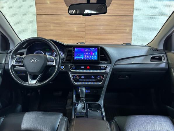 Hyundai Sonata VII (LF) Рестайлинг с пробегом 2019 года, цена 1 849 900 рублей, 102380 км, седан, Автокод Объявления
