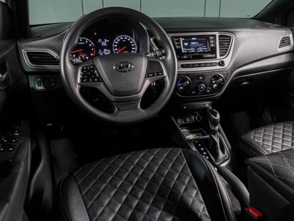 Hyundai Solaris II Рестайлинг с пробегом 2020 года, цена 1 619 000 рублей, 85559 км, седан, Автокод Объявления