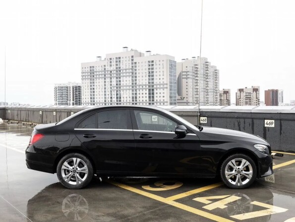 Mercedes-Benz C-Класс IV (W205) Рестайлинг с пробегом 2019 года, цена 2 850 000 рублей, 130000 км, седан, Автокод Объявления