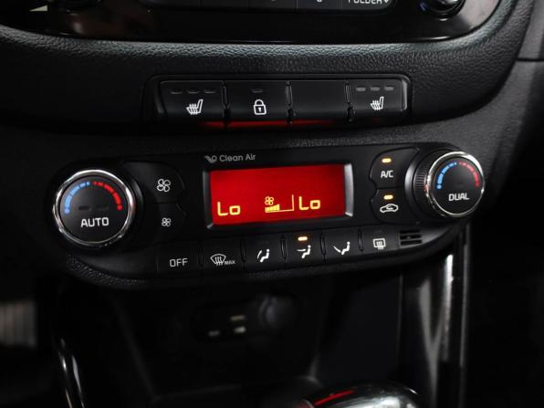 Kia Ceed II с пробегом 2015 года, цена 1 319 500 рублей, 136010 км, хэтчбек, Автокод Объявления