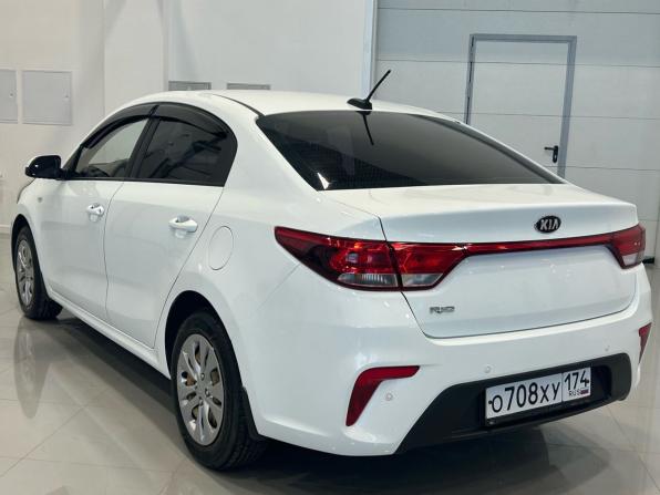 Kia Rio IV с пробегом 2017 года, цена 1 295 000 рублей, 160000 км, седан, Автокод Объявления