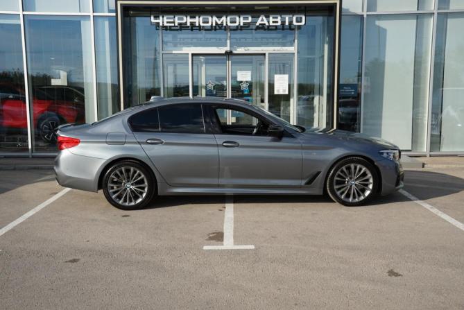 BMW 5 серии VII (G30/G31/G38) с пробегом 2017 года, цена 3 140 000 рублей, 122623 км, седан, Автокод Объявления