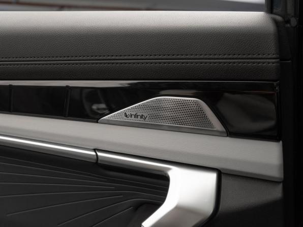Geely Atlas II с пробегом 2024 года, цена 3 020 000 рублей, 40832 км, внедорожник, Автокод Объявления