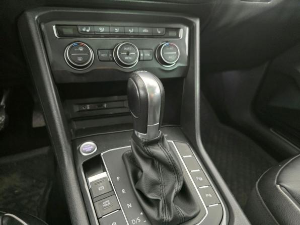 Volkswagen Tiguan II с пробегом 2017 года, цена 2 630 000 рублей, 72055 км, внедорожник, Автокод Объявления